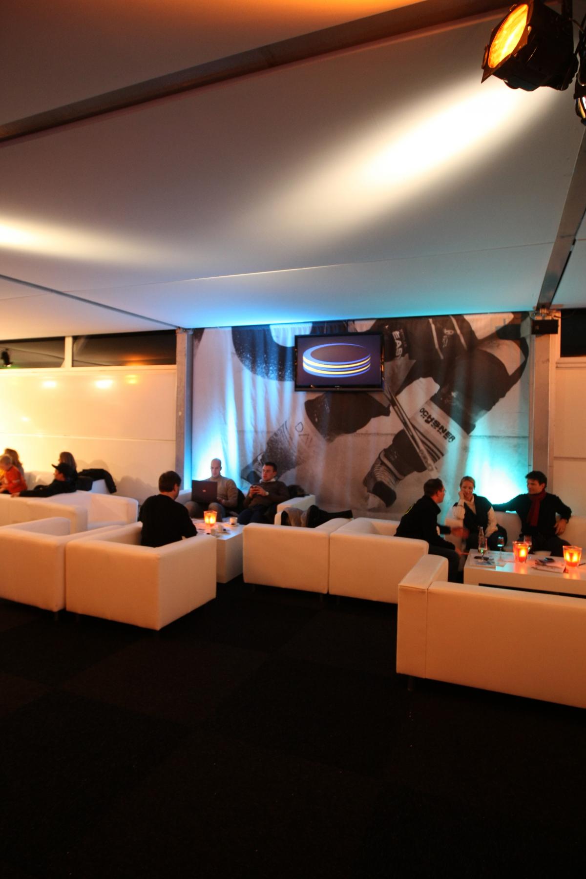 55431_Couchtisch Carrie 130