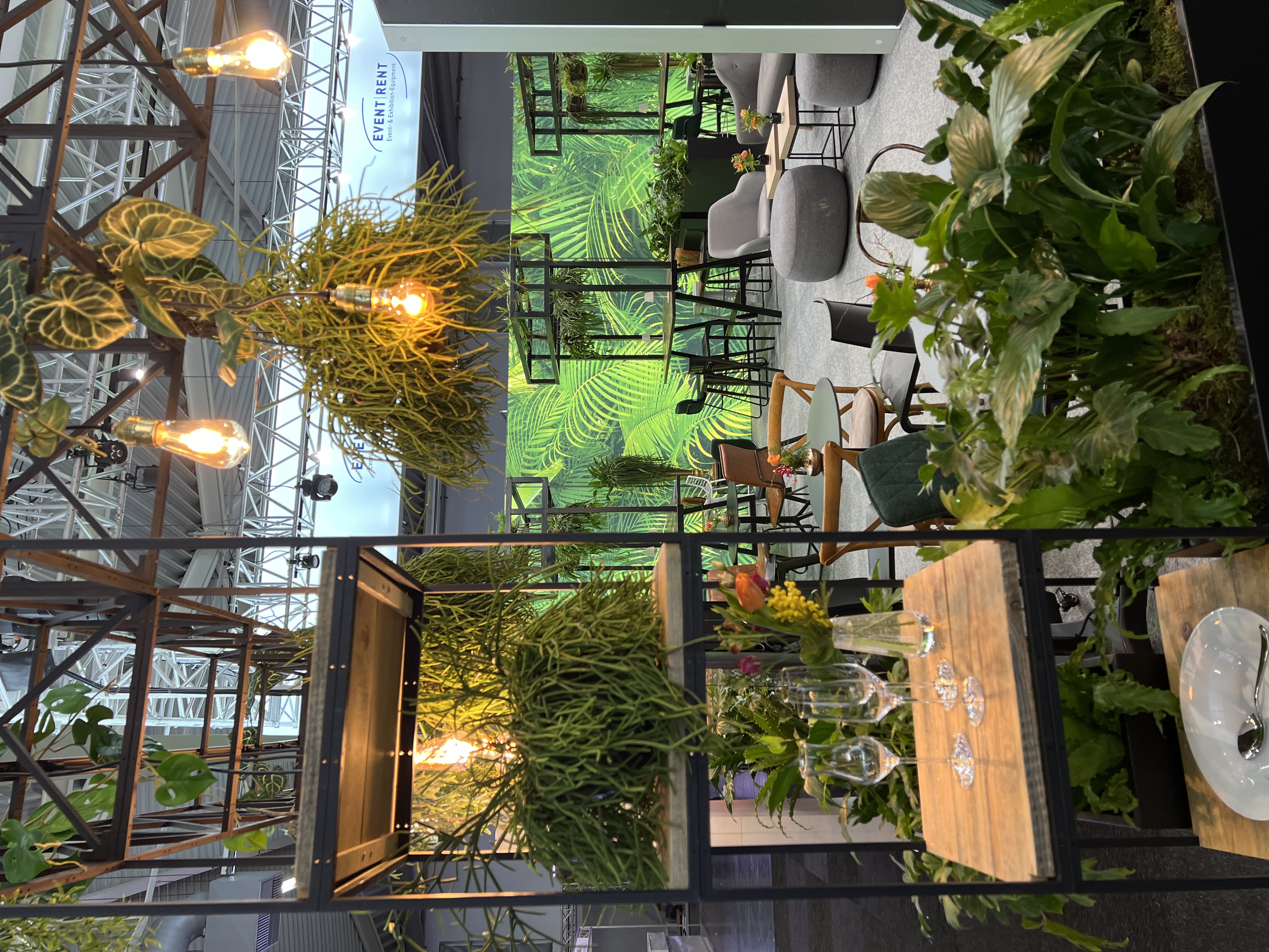 55198 + 55199 + 55197 + 55196 + 50117 + 56044 + 56