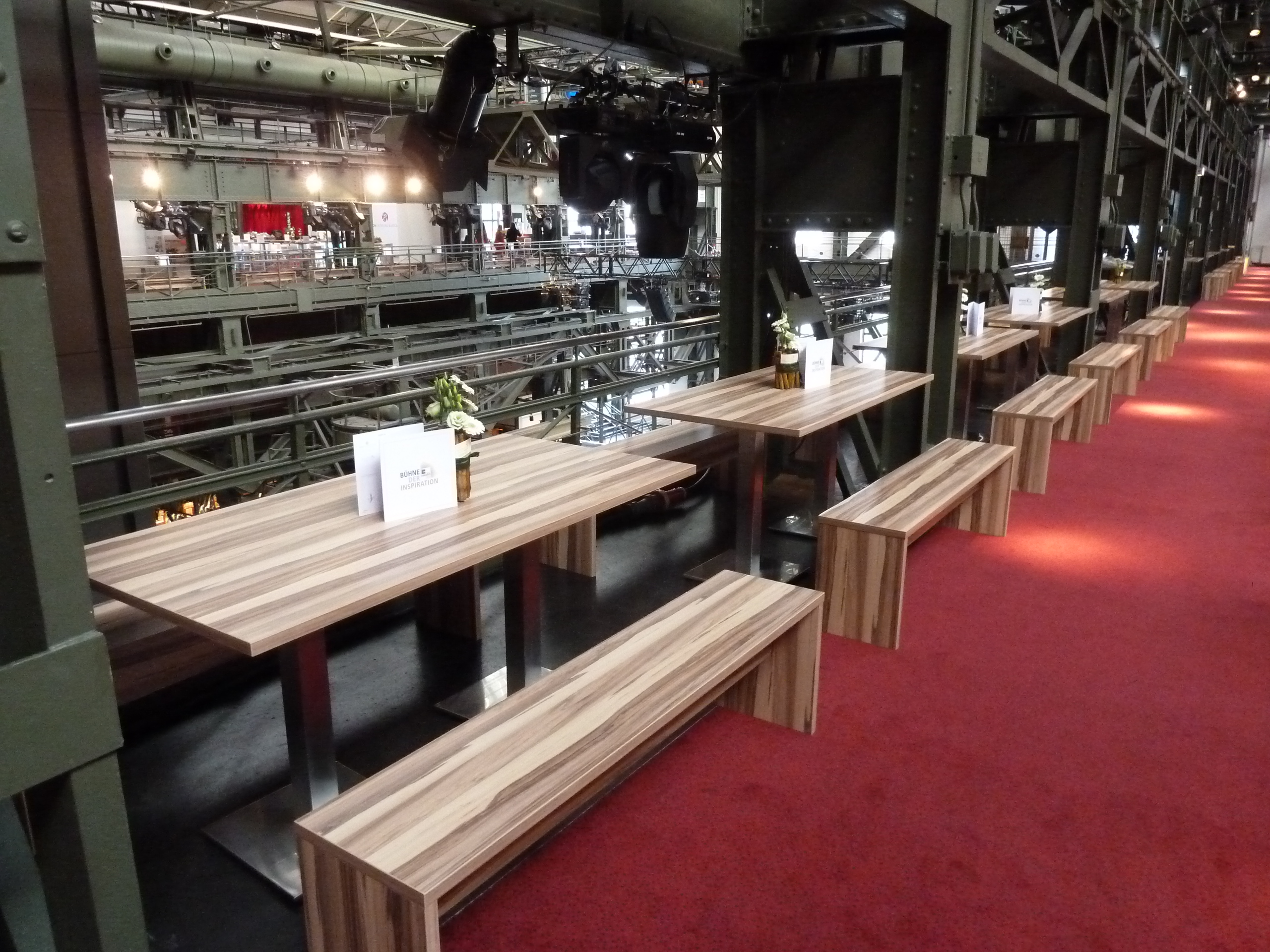 502328 + 502322 + Tiffany Walnuss