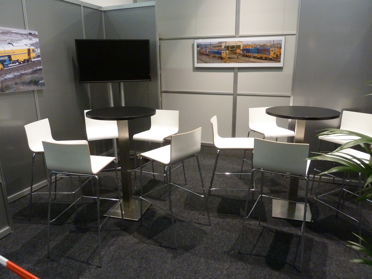 501221 +  50393 + 502294 + Kuadra Holz + Tiffany r