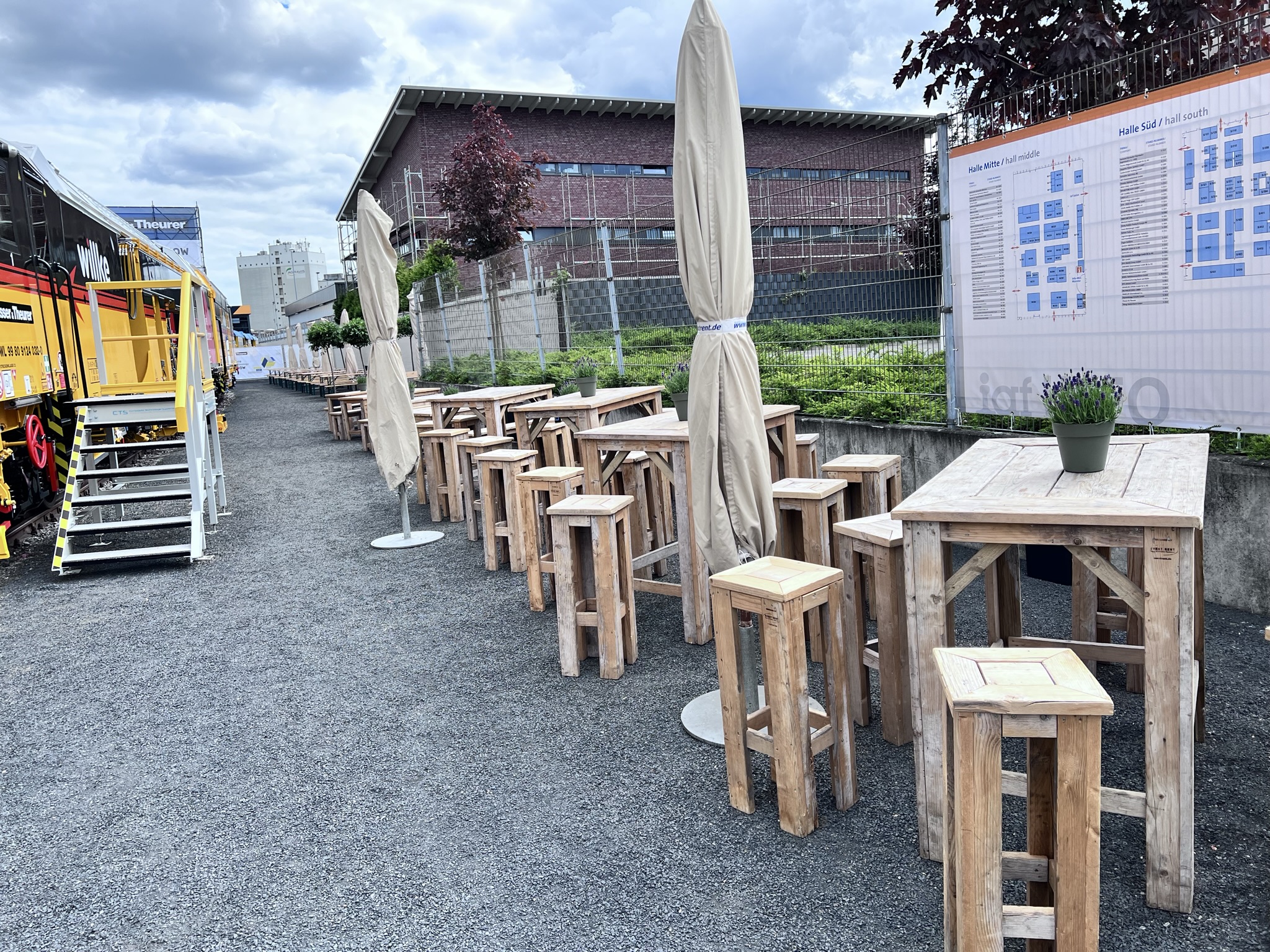 55222 + 50180 + 528612