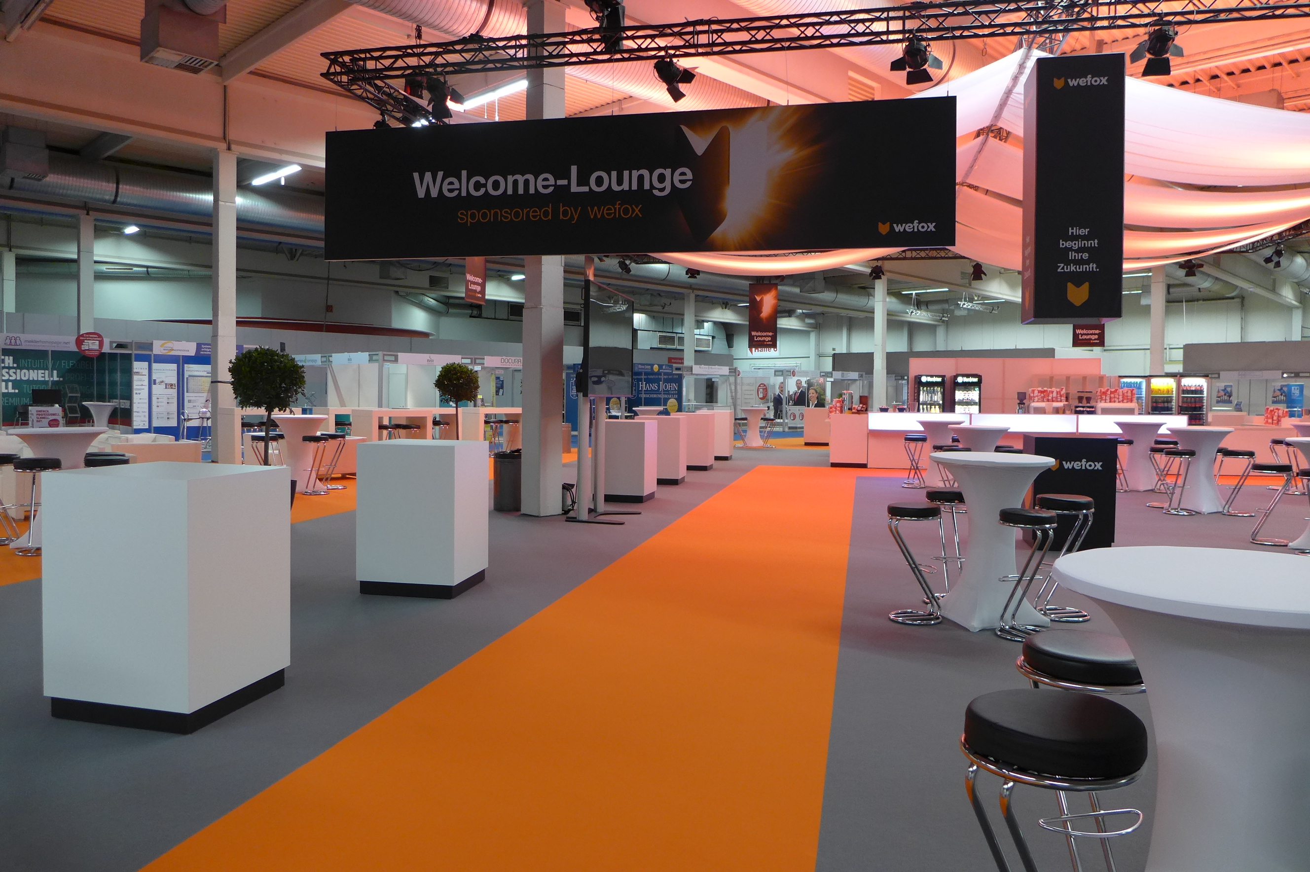 527060 - Ecksäule WHITE