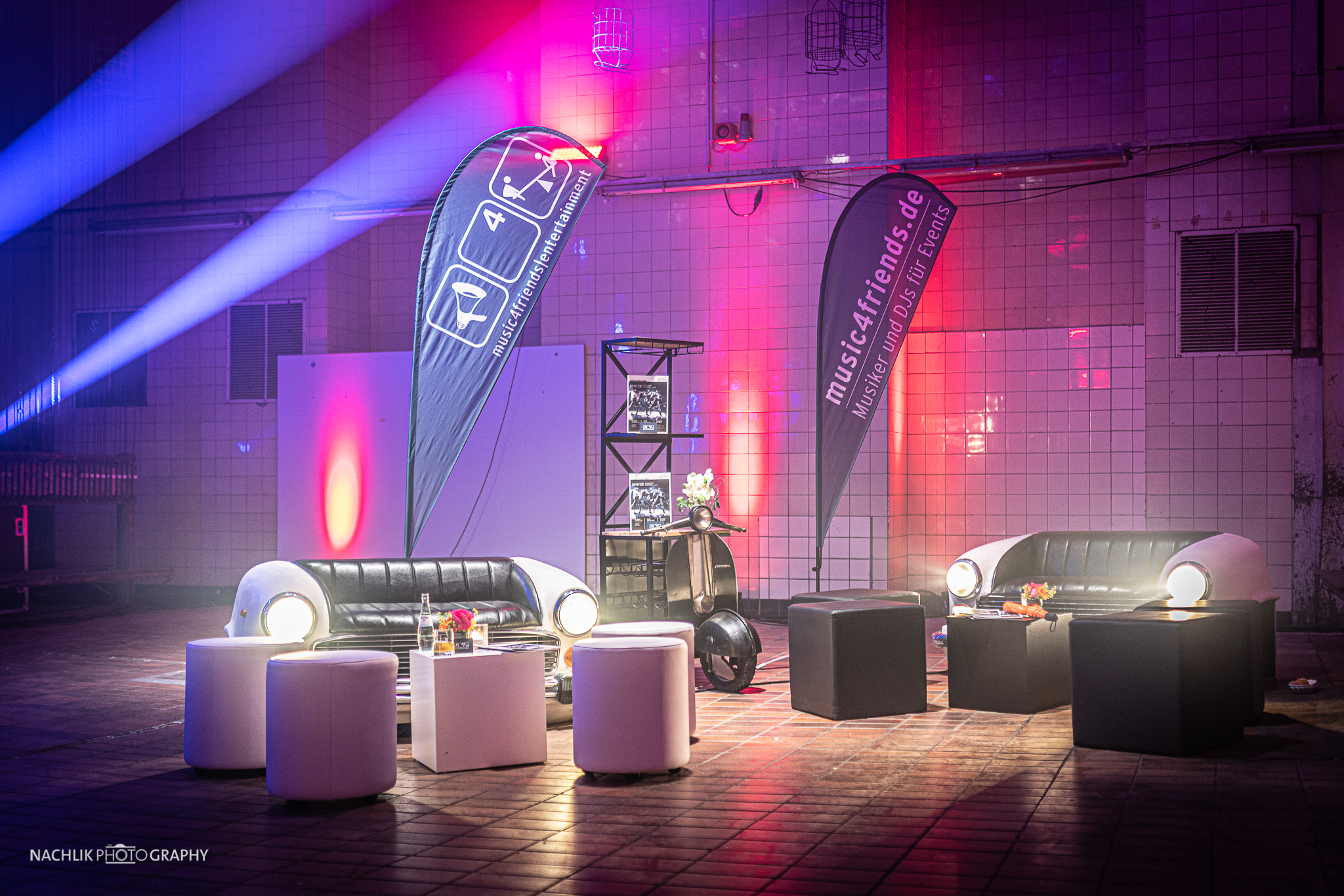 57074_Thementheke_Vespa