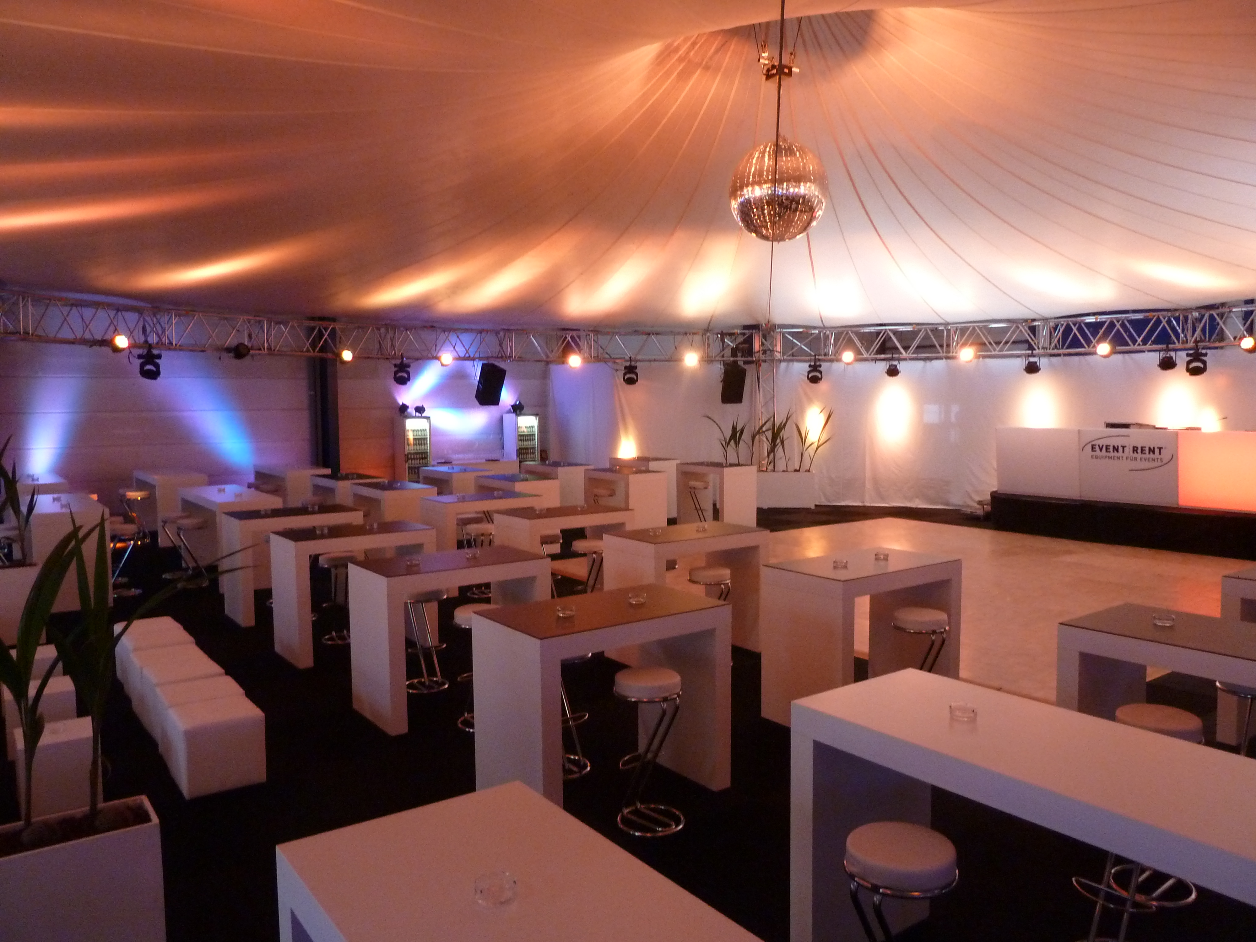 60379 + 60380 + 501601 + 52630 + Skyliner (2)