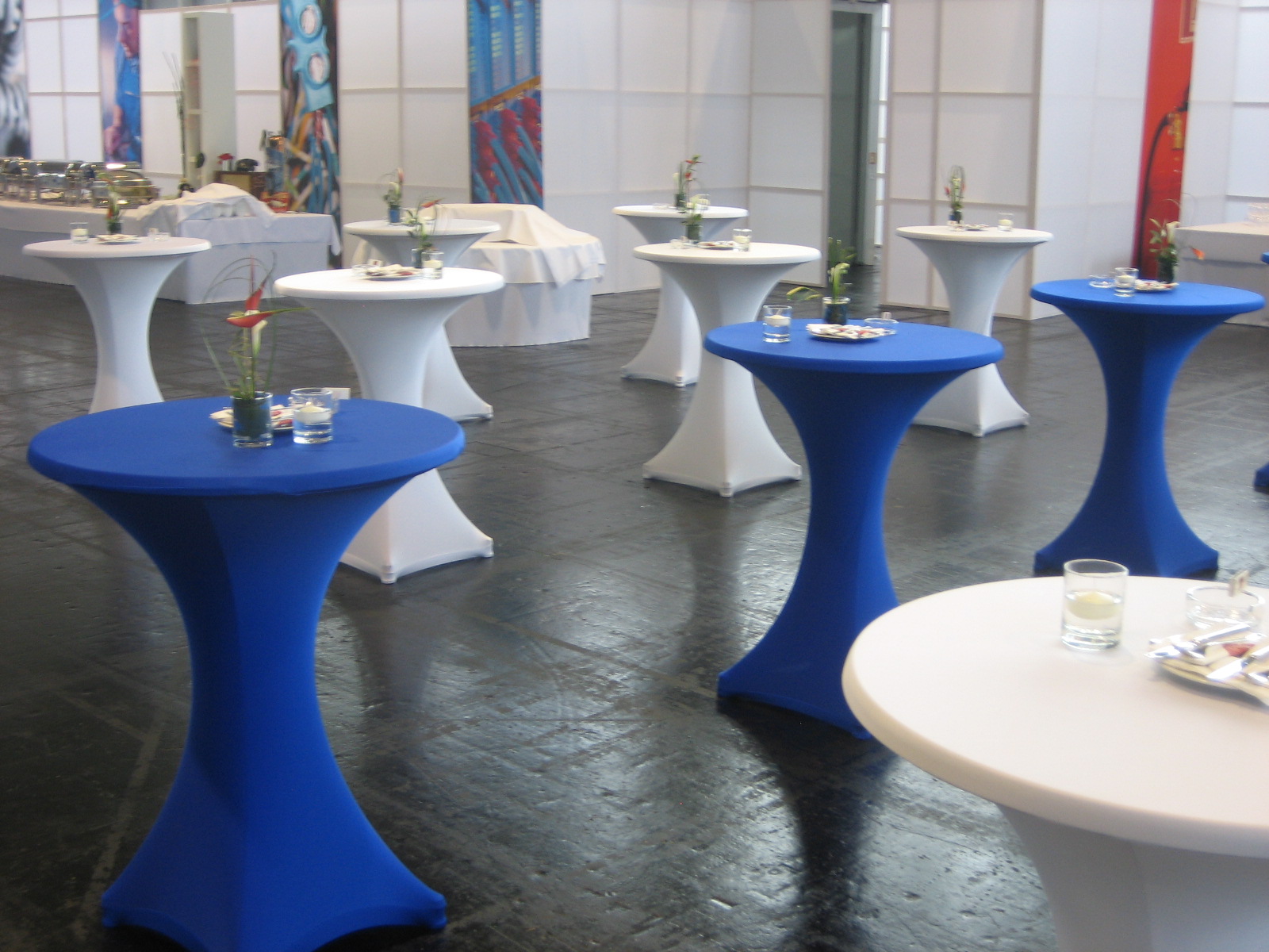 58207_Stehtischhusse STRETCH blau