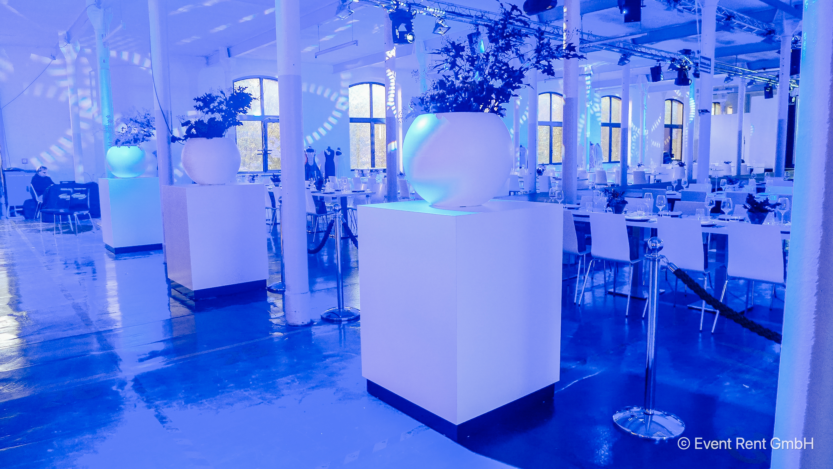 52033 + 50122 + 55565 + 52706 + 55943 + 55289 + 55